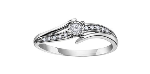 10 KARAT WHITE GOLD ENGAGEMENT RING