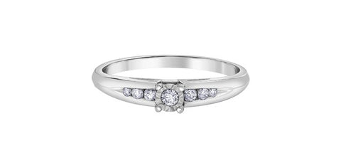 10K WHITE GOLD ENGAGEMENT RING