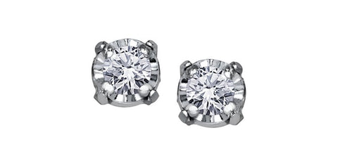 White gold diamond stud earrings