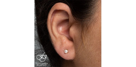 10KY 4MM PEARL STUD