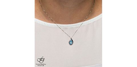 10KW BLUE TOPAZ PENDANT