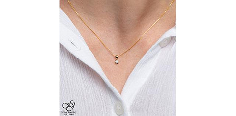 10 karat yellow gold diamond pendant