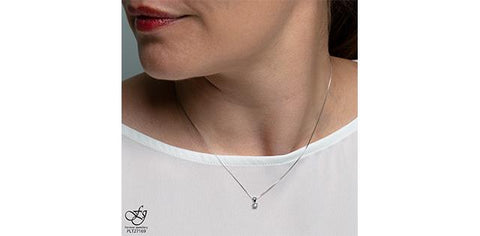 10 karat white gold diamond pendant