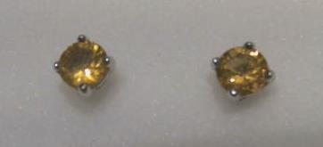 S/S CZ NOV STUDS